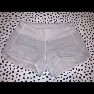 Lululemon Shorts 2.5in